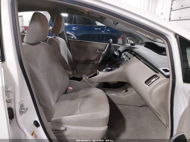 2011 Toyota PRIUS TWO — фото 5