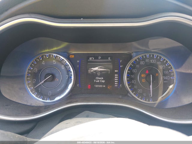 2015 Chrysler 200 LIMITED — фото 7