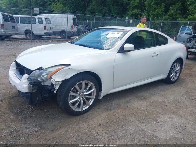 2012 Infiniti G37X 照片 2