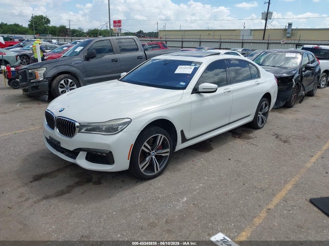 2017 BMW 750I 照片 2