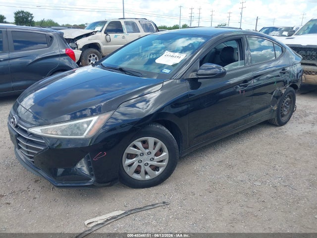 صورة 2 لـ 2019 Hyundai ELANTRA SE