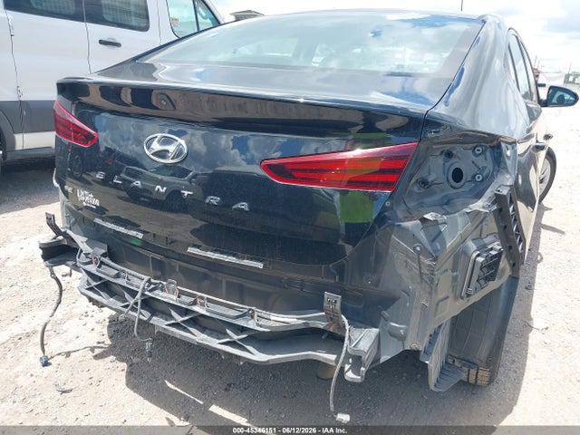 صورة 6 لـ 2019 Hyundai ELANTRA SE