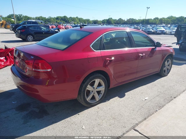 2015 Volkswagen PASSAT 1.8T LIMITED EDITION — фото 4