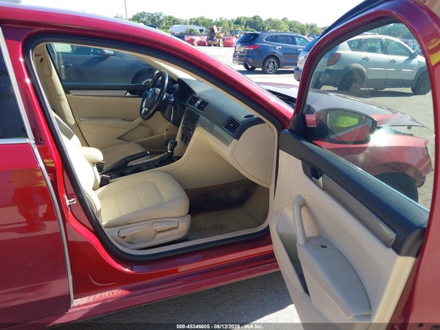 2015 Volkswagen PASSAT 1.8T LIMITED EDITION — фото 5