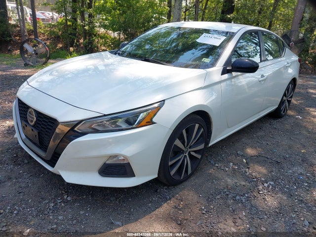 2020 Nissan ALTIMA SR FWD 照片 2
