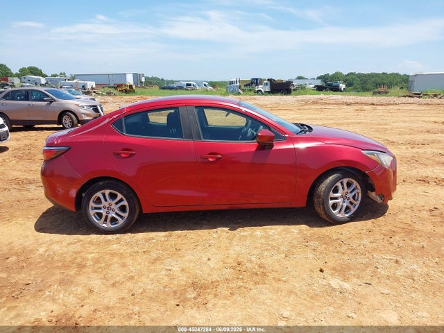 2018 Toyota YARIS IA thumbnail 13
