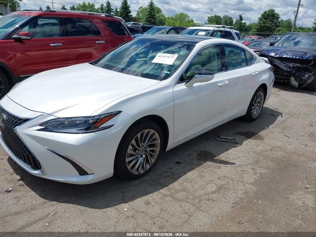 صورة 2 لـ 2025 Lexus ES 350 ULTRA LUXURY