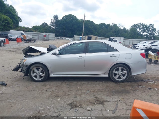 2012 Toyota CAMRY SE 缩略图 14