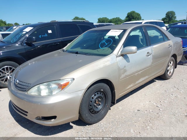 2002 Toyota CAMRY LE 照片 2