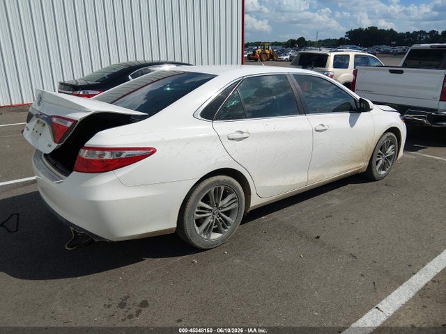 2016 Toyota CAMRY SE 照片 4