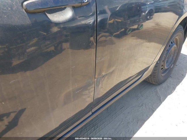 2010 Toyota COROLLA LE thumbnail 6