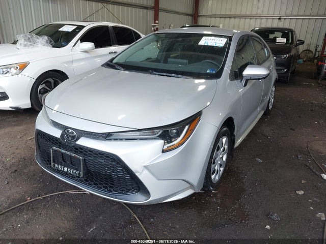 صورة 2 لـ 2021 Toyota COROLLA LE