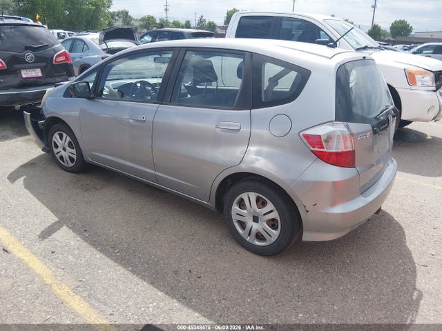 2010 Honda FIT — миниатюра 3
