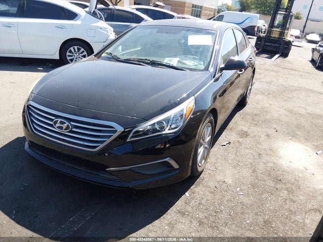 صورة 2 لـ 2017 Hyundai SONATA SE