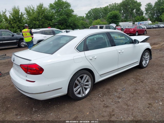 صورة 4 لـ 2016 Volkswagen PASSAT V6 SEL PREMIUM
