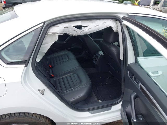 صورة 8 لـ 2016 Volkswagen PASSAT V6 SEL PREMIUM