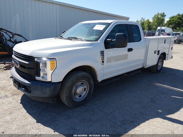 2017 FORD F-250 XL 照片 2