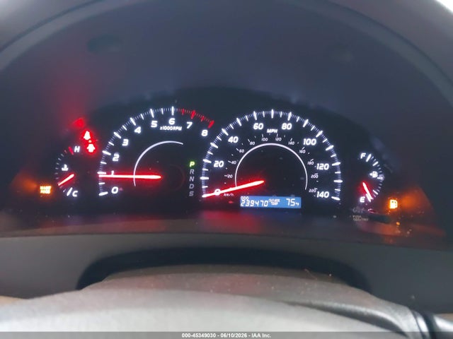2010 Toyota CAMRY LE photo 7