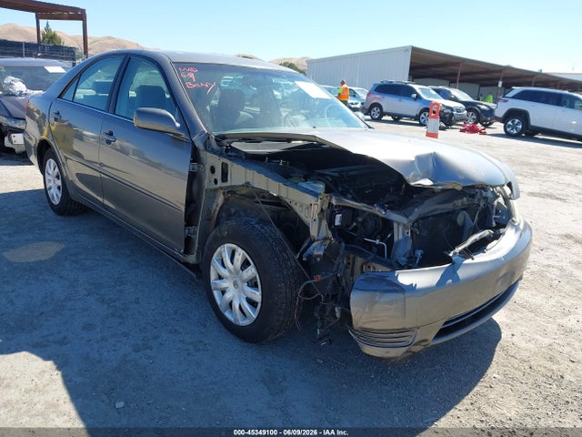 2005 TOYOTA CAMRY LE