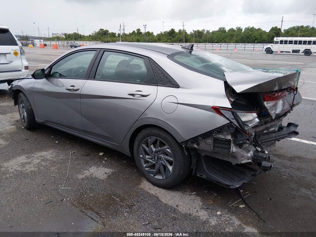 2024 Hyundai ELANTRA SEL 照片 3