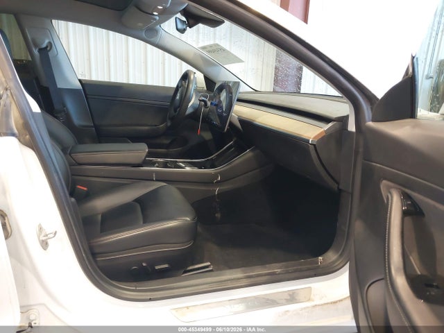 2020 Tesla MODEL 3 STANDARD RANGE PLUS REAR-WHEEL DRIVE/STAND — фото 5