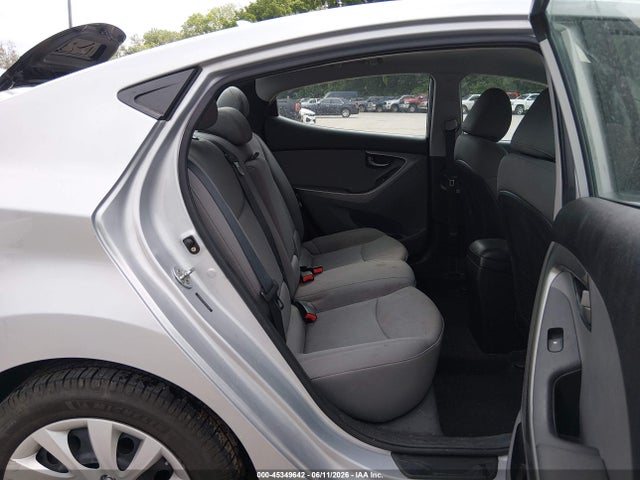 صورة 8 لـ 2011 Hyundai ELANTRA GLS