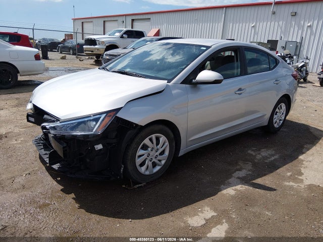 2019 Hyundai ELANTRA SE 照片 2