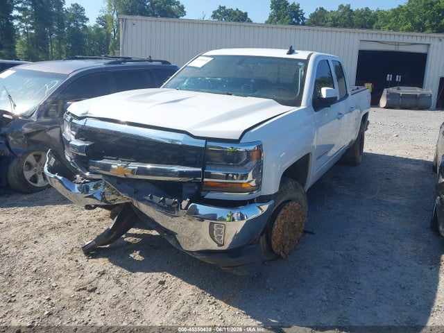 2016 Chevrolet SILVERADO 1500 LT 照片 2