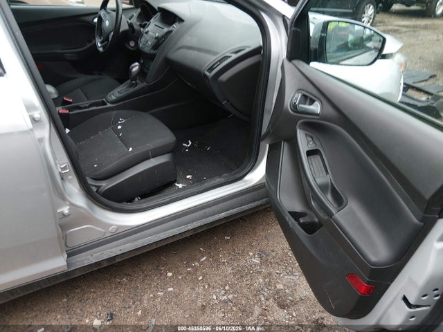 صورة 5 لـ 2016 FORD FOCUS SE