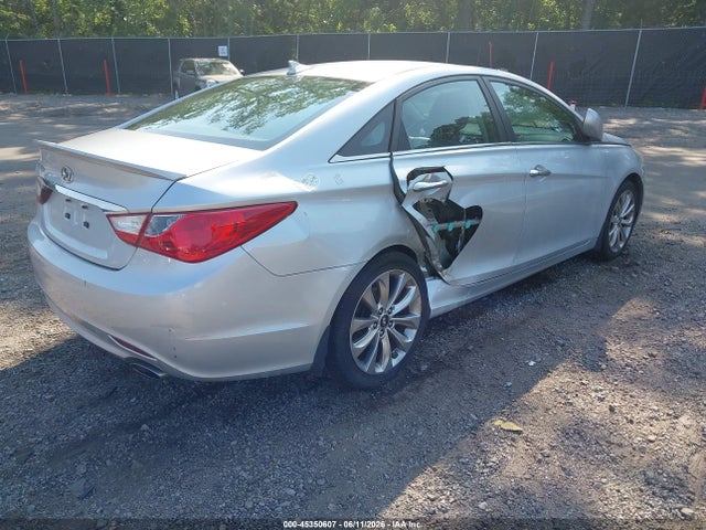 2013 Hyundai SONATA SE 照片 4