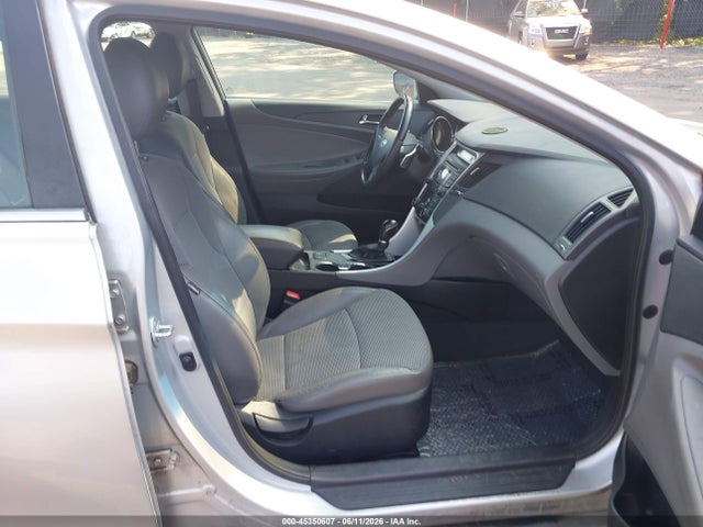 2013 Hyundai SONATA SE 照片 5
