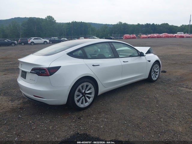 صورة 4 لـ 2022 Tesla MODEL 3 LONG RANGE DUAL MOTOR ALL-WHEEL DRIVE