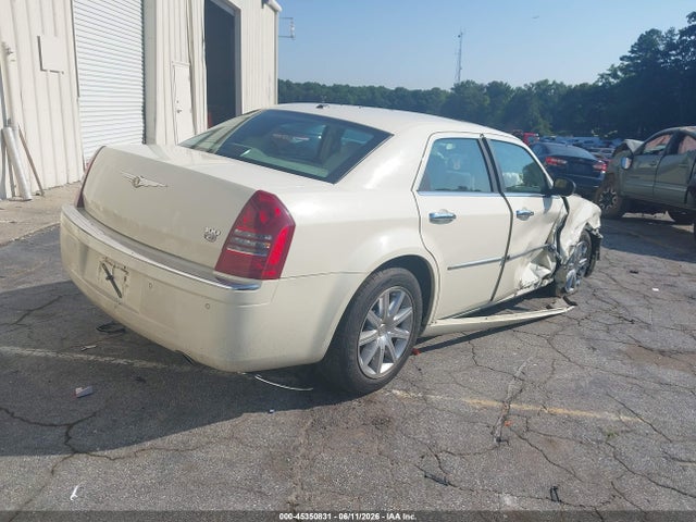 2007 Chrysler 300C — фото 4