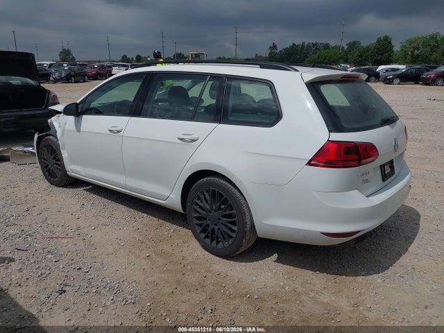 صورة 3 لـ 2017 Volkswagen GOLF SPORTWAGEN TSI S/TSI SE/TSI SEL