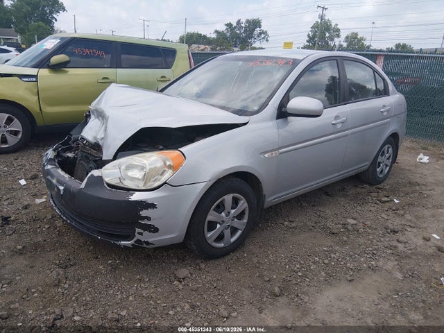 2010 Hyundai ACCENT GLS 照片 2