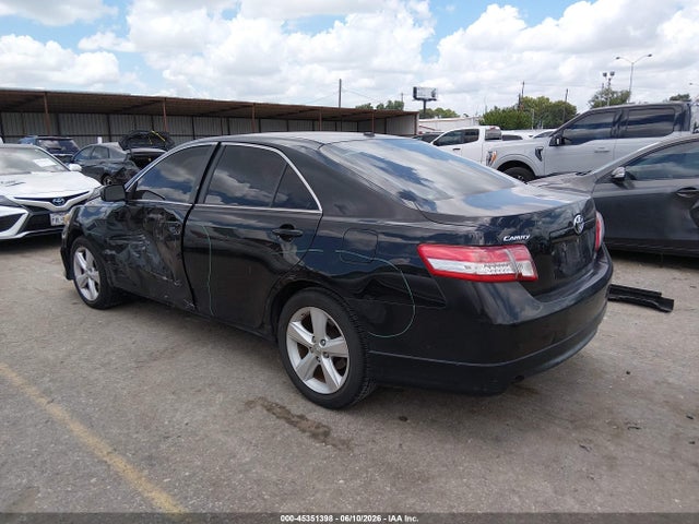 2010 Toyota CAMRY SE 照片 3