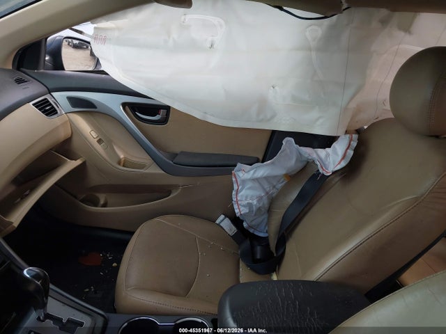 صورة 5 لـ 2013 Hyundai ELANTRA LIMITED