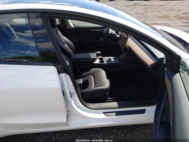 2023 Tesla MODEL 3 REAR-WHEEL DRIVE — фото 5