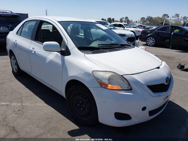 2012 Toyota YARIS 照片 1