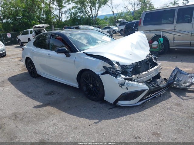 2022 TOYOTA CAMRY XSE