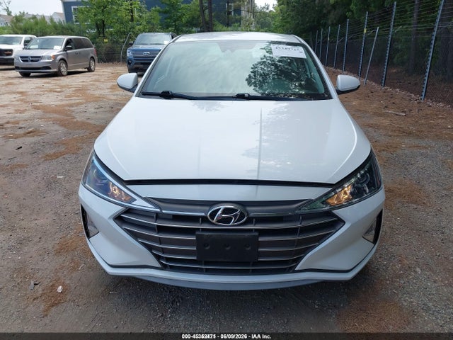2020 Hyundai ELANTRA SE 照片 6