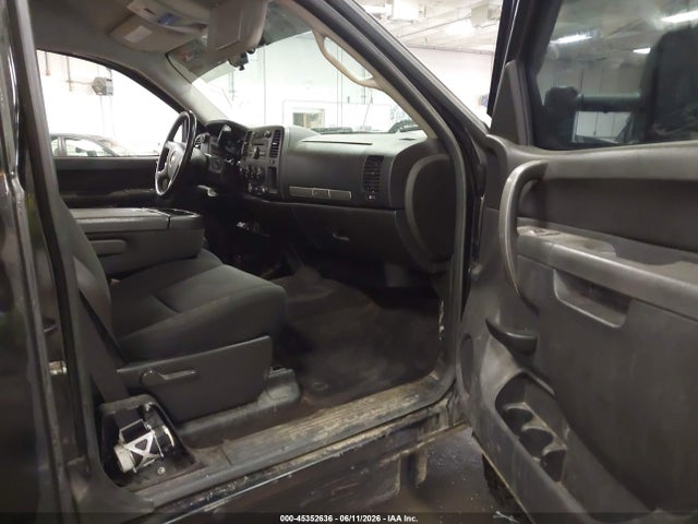صورة 5 لـ 2013 Chevrolet SILVERADO 2500HD LT