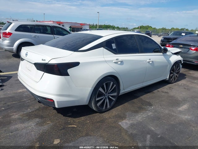 2019 Nissan ALTIMA 2.5 SR — фото 4