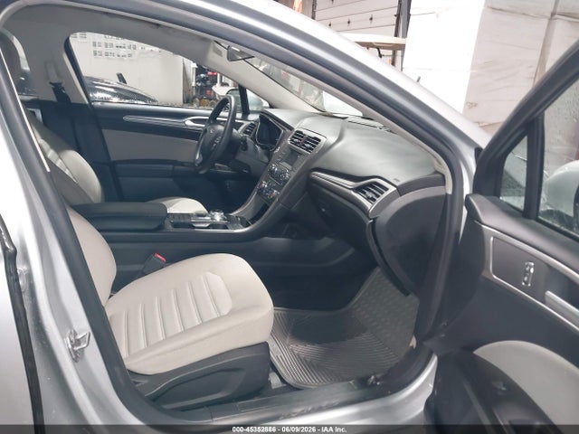 صورة 5 لـ 2018 FORD FUSION HYBRID S