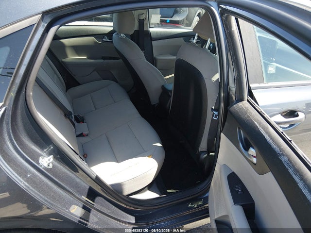 صورة 8 لـ 2020 KIA FORTE LXS