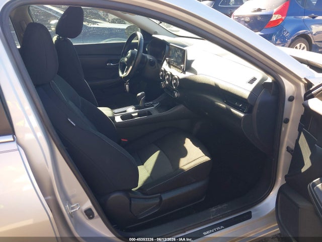 صورة 5 لـ 2022 Nissan SENTRA SV XTRONIC CVT