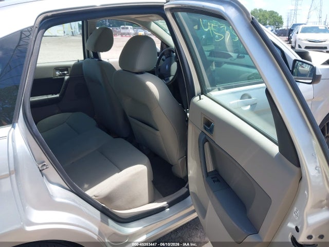 صورة مصغرة 8 لـ 2011 FORD FOCUS SES