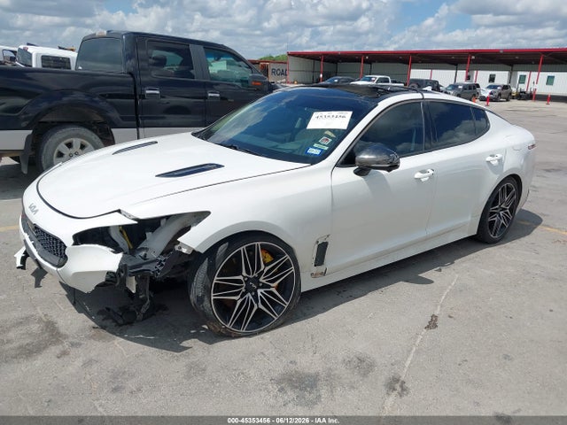 2022 KIA STINGER GT2 — фото 2