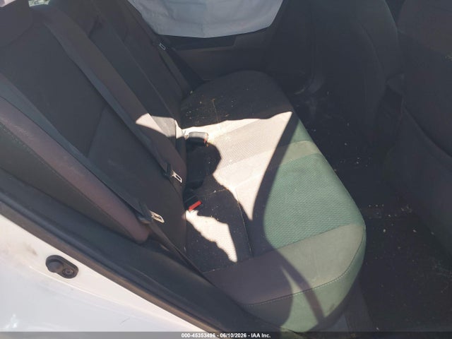 2017 Toyota COROLLA LE thumbnail 8