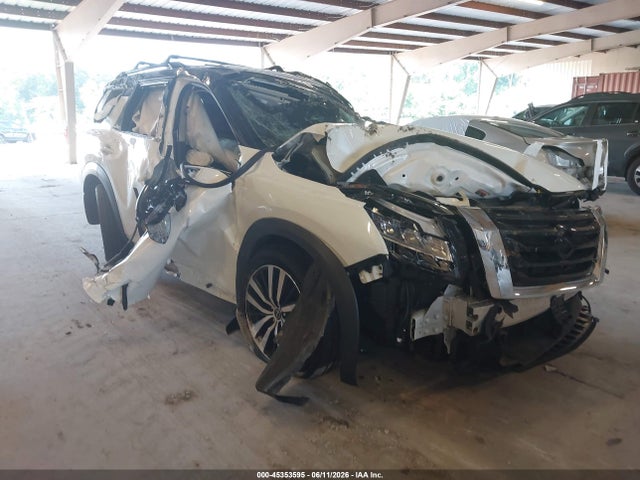 2024 NISSAN PATHFINDE PLATINUM 4WD